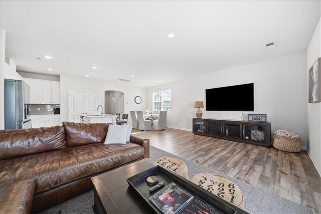 455 Bee Cove Way, Pendleton, SC 29670