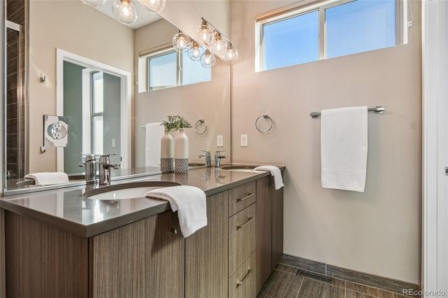 2327 Glenarm Place 2, Denver, CO 80205