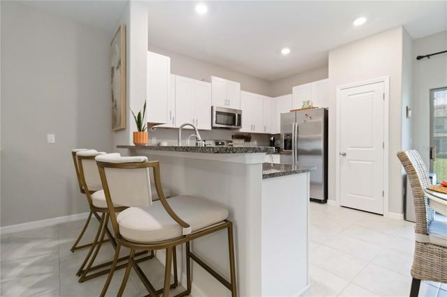9641 PEMBROOKE PINES DRIVE, Sun City Center, FL 33573
