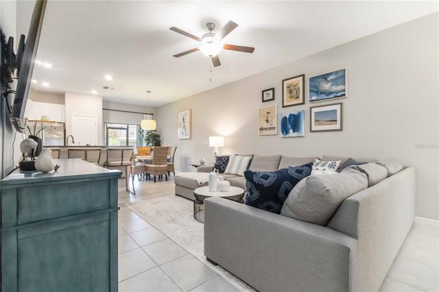 9641 PEMBROOKE PINES DRIVE, Sun City Center, FL 33573