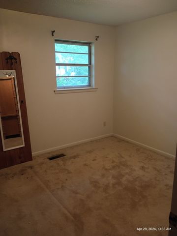 141 N Cherry Street, Tunnel Hill, GA 30755