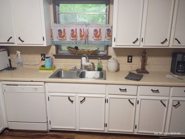 141 N Cherry Street, Tunnel Hill, GA 30755