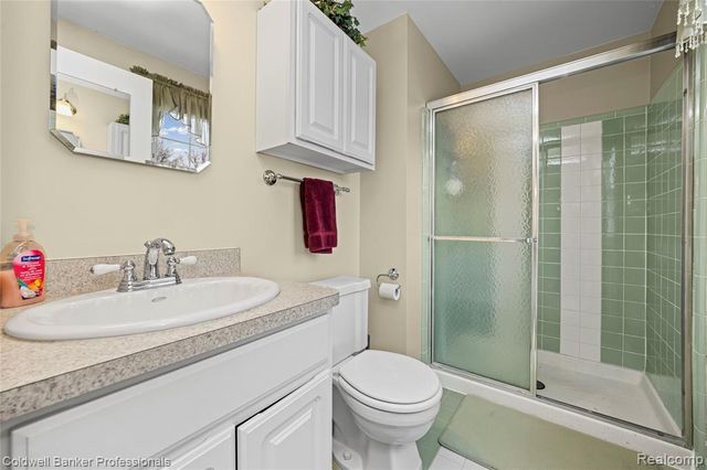 11431 Savage Drive, Sterling Heights, MI 48312