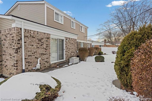 11431 Savage Drive, Sterling Heights, MI 48312