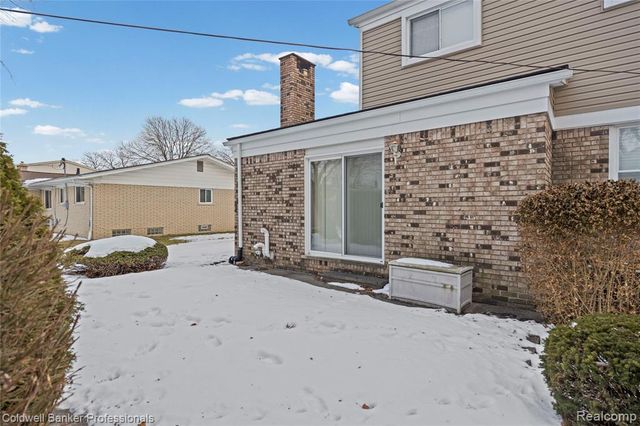 11431 Savage Drive, Sterling Heights, MI 48312