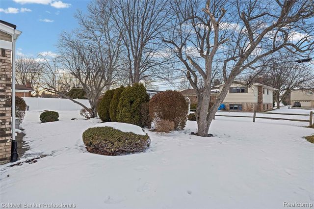 11431 Savage Drive, Sterling Heights, MI 48312