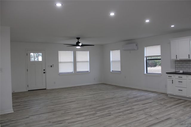 251 whispering oaks ln, Early, TX 76802