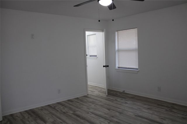 251 whispering oaks ln, Early, TX 76802