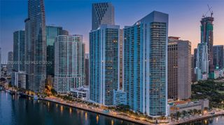 325 S Biscayne Blvd 2320, Miami, FL 33131