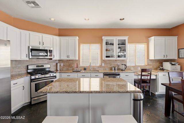 17676 S Vermillion Sunset Drive, Vail, AZ 85641