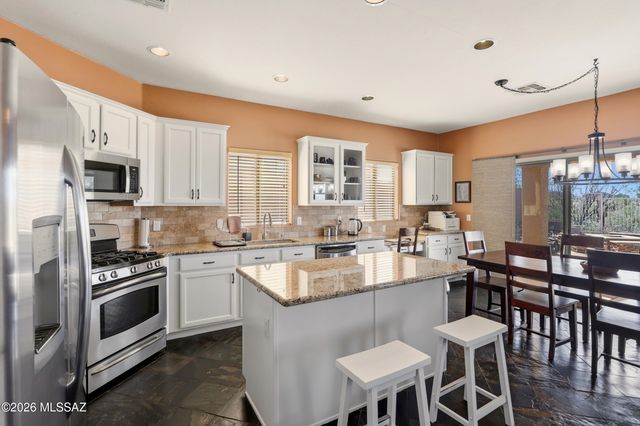 17676 S Vermillion Sunset Drive, Vail, AZ 85641