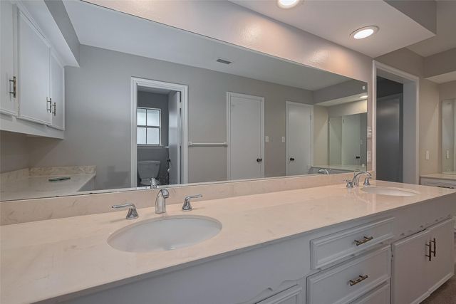 13714 Hambleton Circle, Houston, TX 77069