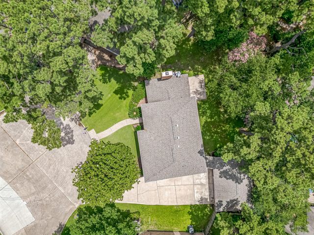 13714 Hambleton Circle, Houston, TX 77069