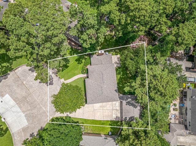 13714 Hambleton Circle, Houston, TX 77069