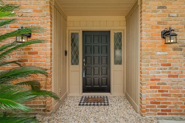 13714 Hambleton Circle, Houston, TX 77069