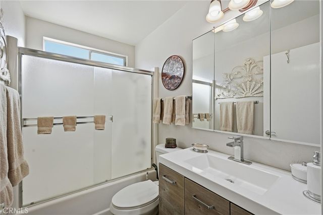 19486 Mountain Meadow S, Hidden Valley Lake, CA 95467