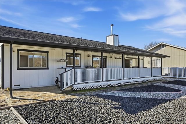 19486 Mountain Meadow S, Hidden Valley Lake, CA 95467