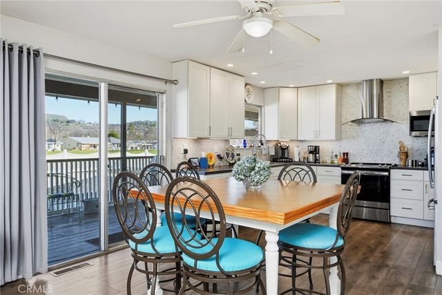 19486 Mountain Meadow S, Hidden Valley Lake, CA 95467