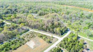 107 E Lakeshore Drive, Canadian, OK 74501