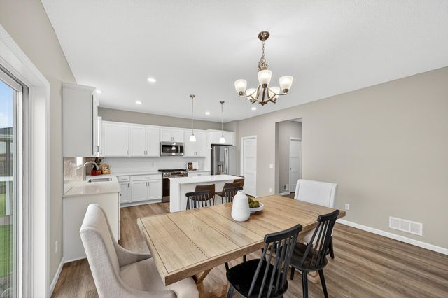 2615 Arbor Drive, Buffalo, MN 55313