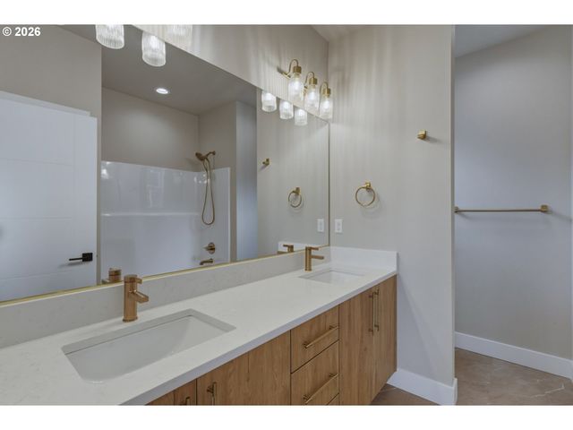 638 Se 34TH St, Battle Ground, WA 98604