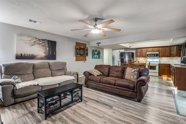 3709 Dumas Trail, Garland, TX 75043