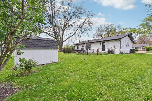 700 Delphia Avenue, Elk Grove Village, IL 60007
