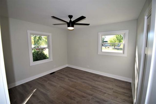 700 Delphia Avenue, Elk Grove Village, IL 60007