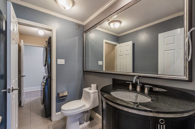 300 Sundance Circle, Irving, TX 75063