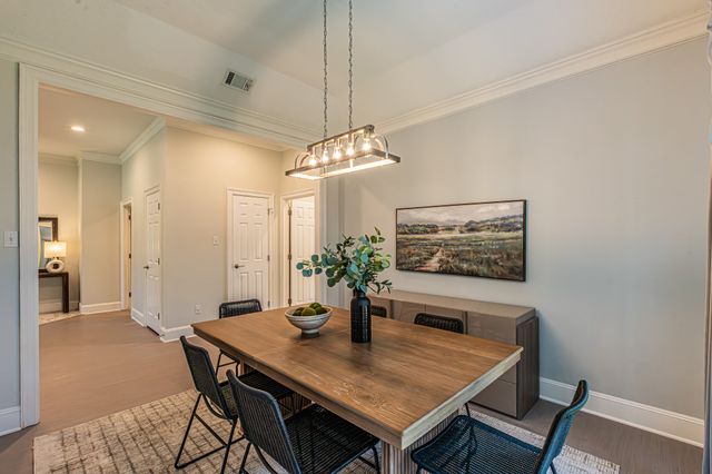 300 Sundance Circle, Irving, TX 75063