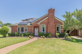 300 Sundance Circle, Irving, TX 75063