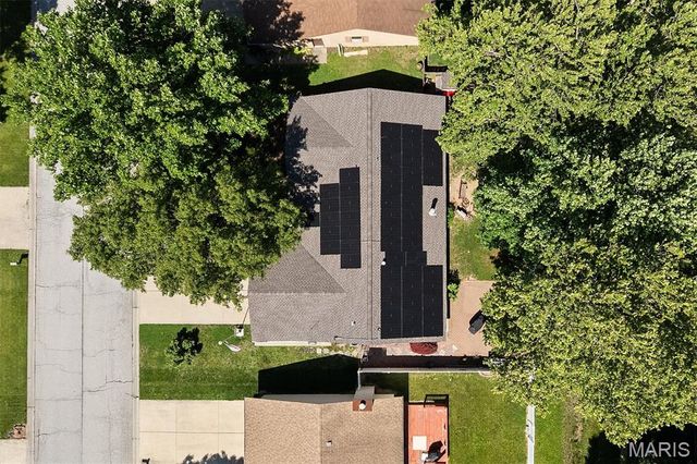 401 Kim Drive, Fairview Heights, IL 62208