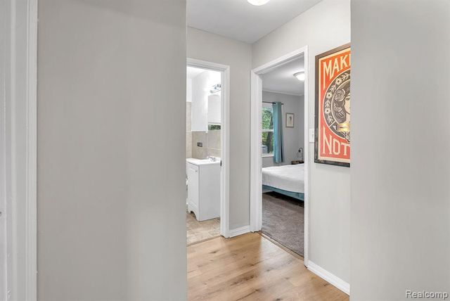 10750 Albany St Street, Oak Park, MI 48237