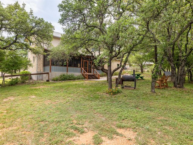 326 Lost Cove DR, Spicewood, TX 78669