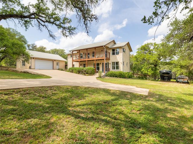 326 Lost Cove DR, Spicewood, TX 78669