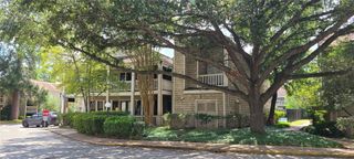 2100 Tanglewilde Street 380, Houston, TX 77063