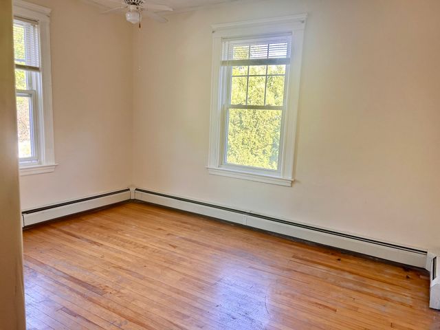 37 Woodmont Ave 37, Haverhill, MA 01830