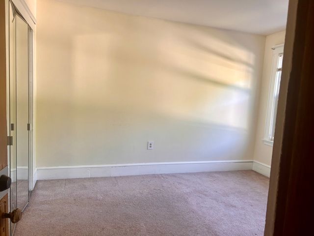 37 Woodmont Ave 37, Haverhill, MA 01830