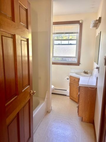 37 Woodmont Ave 37, Haverhill, MA 01830