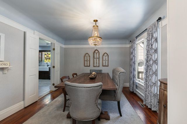 240 Iron Oaks Drive, Ozark, MO 65721