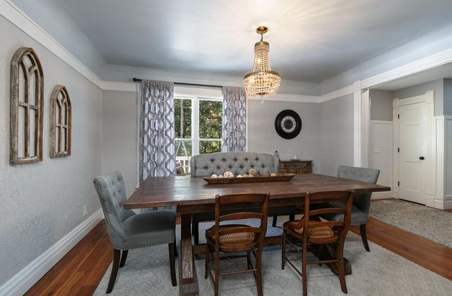 240 Iron Oaks Drive, Ozark, MO 65721