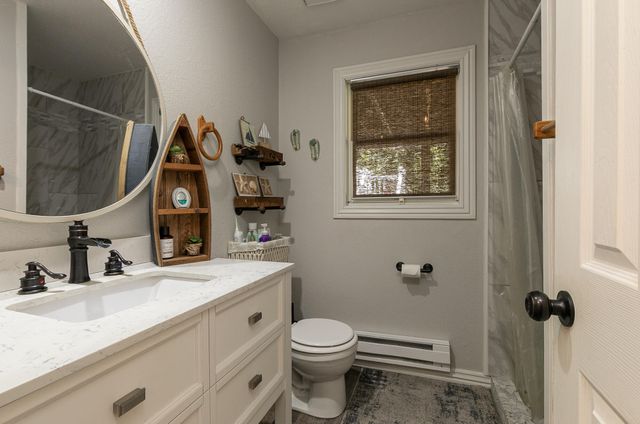 240 Iron Oaks Drive, Ozark, MO 65721