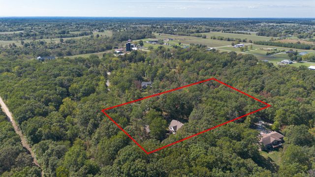 240 Iron Oaks Drive, Ozark, MO 65721