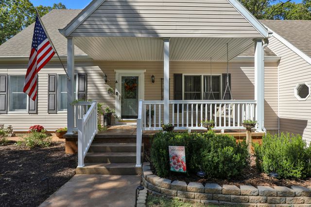 240 Iron Oaks Drive, Ozark, MO 65721