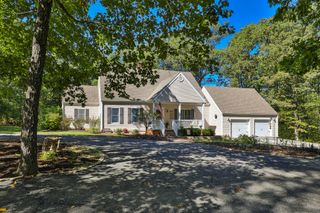 240 Iron Oaks Drive, Ozark, MO 65721