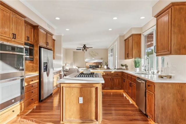 23161 Bouquet, Mission Viejo, CA 92692