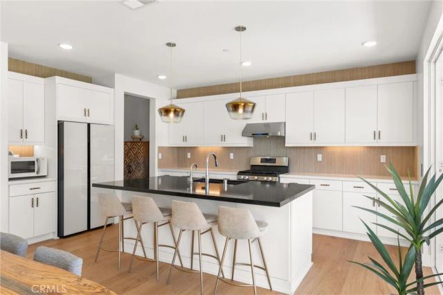 333 Canter Court, Fallbrook, CA 92028