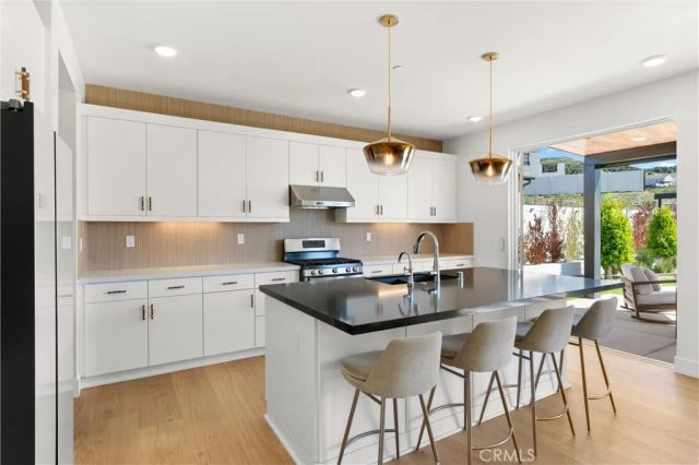 333 Canter Court, Fallbrook, CA 92028