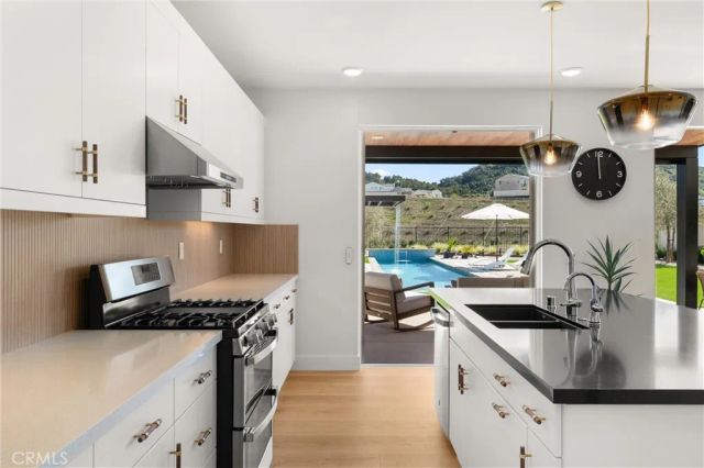 333 Canter Court, Fallbrook, CA 92028