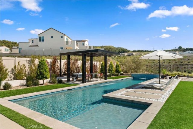 333 Canter Court, Fallbrook, CA 92028